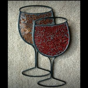 NWOT mosiac wine glass decor